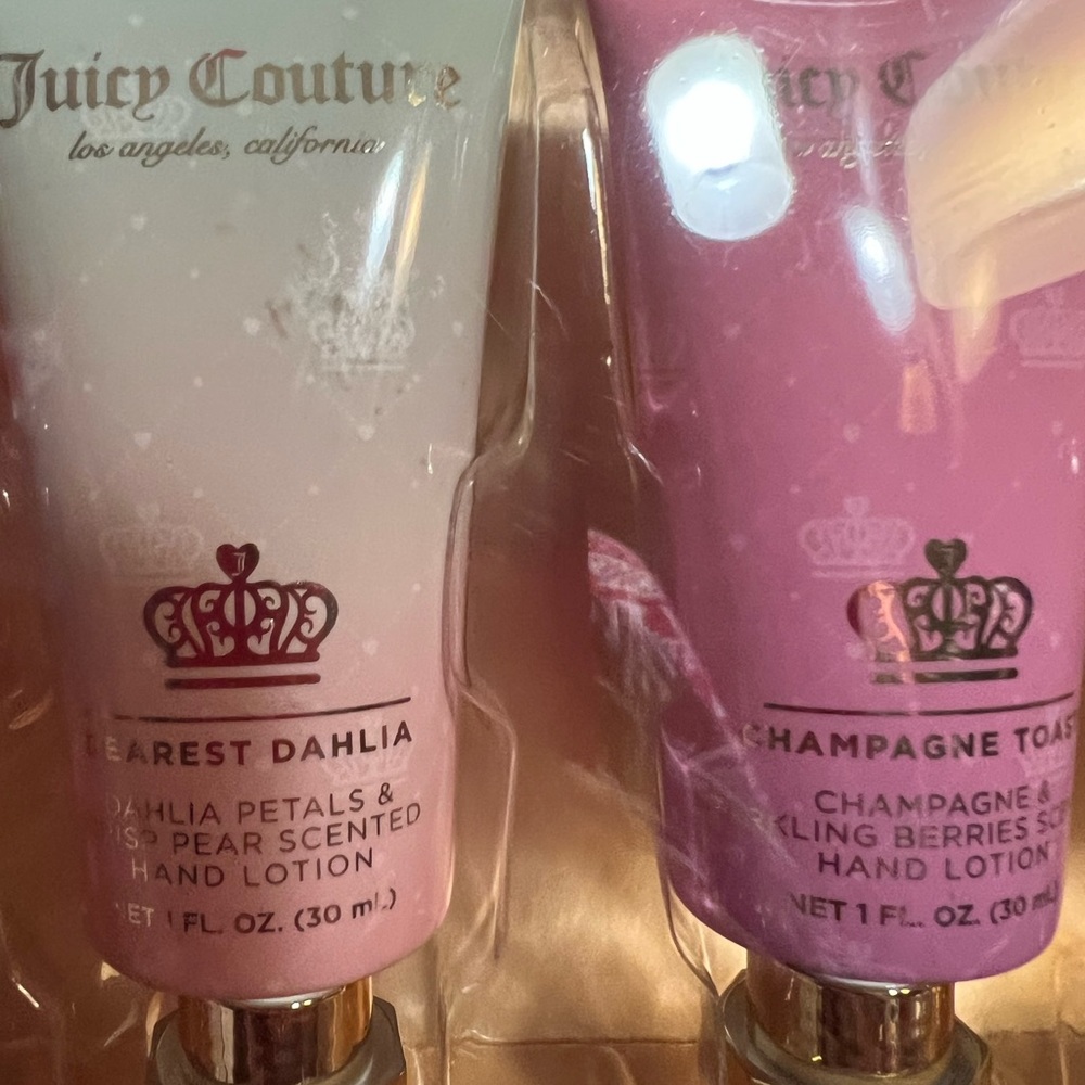 Juicy Couture Los Angeles NWT Assortment of 12 Mini Hand lotion Collection Set - Picture 7 of 12